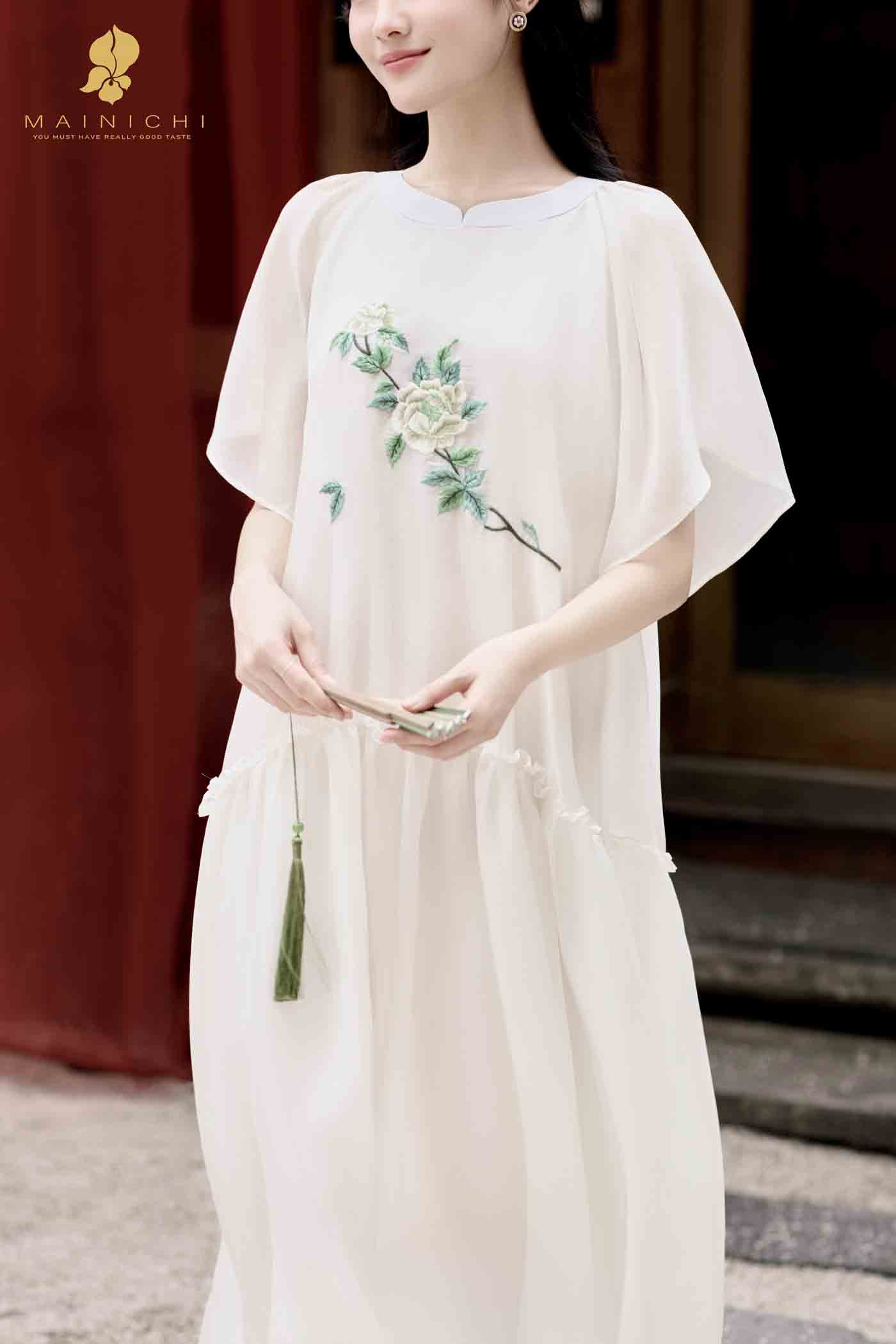 Váy Hoạ Tình Kem