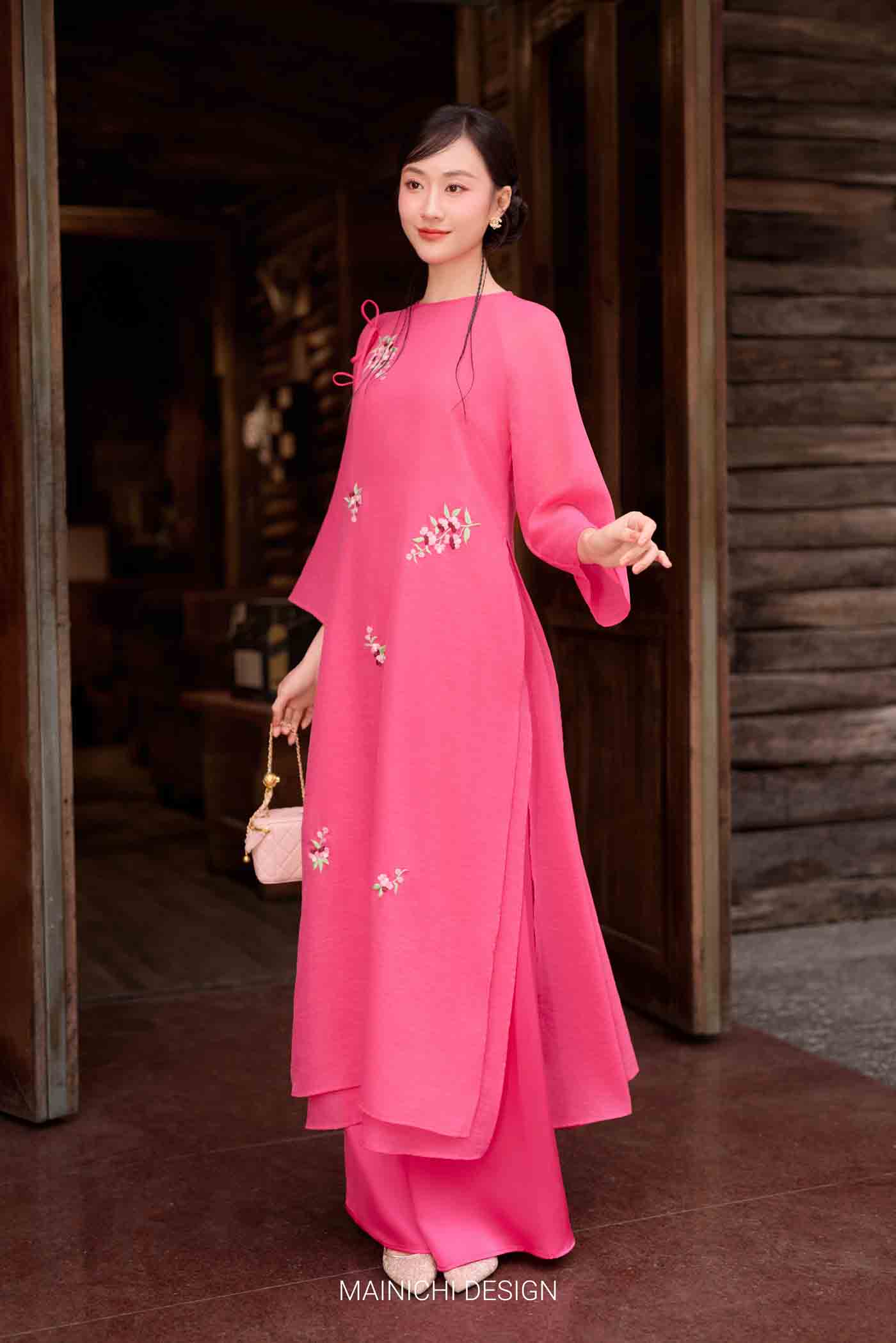 BST Tiêu Lạc: Hồng sen