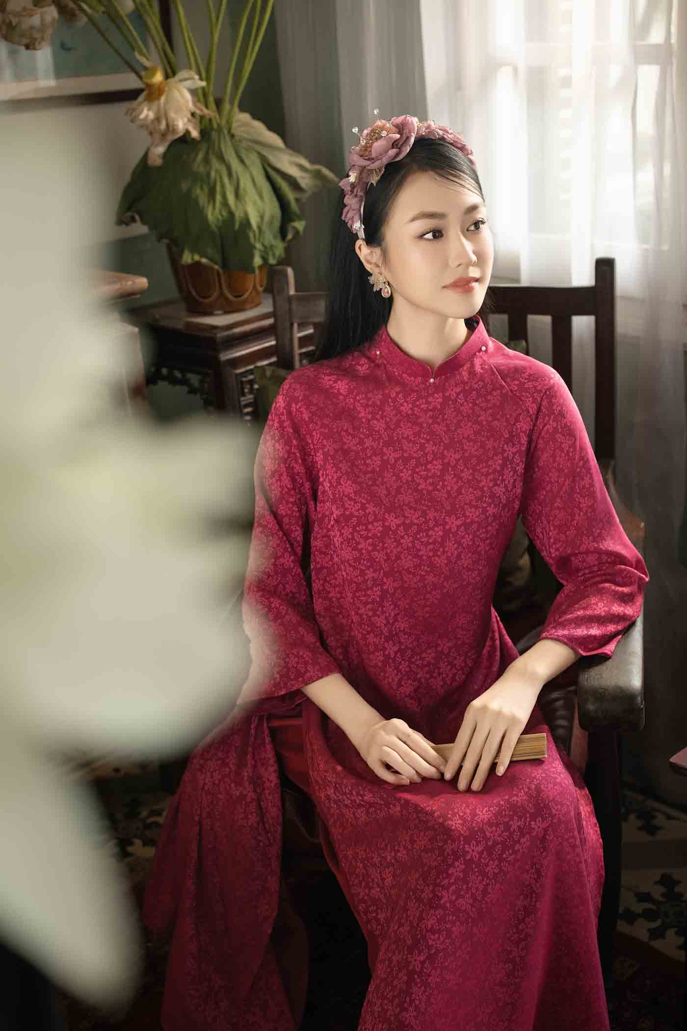 BST Túc Mỹ: Hồng cẩm