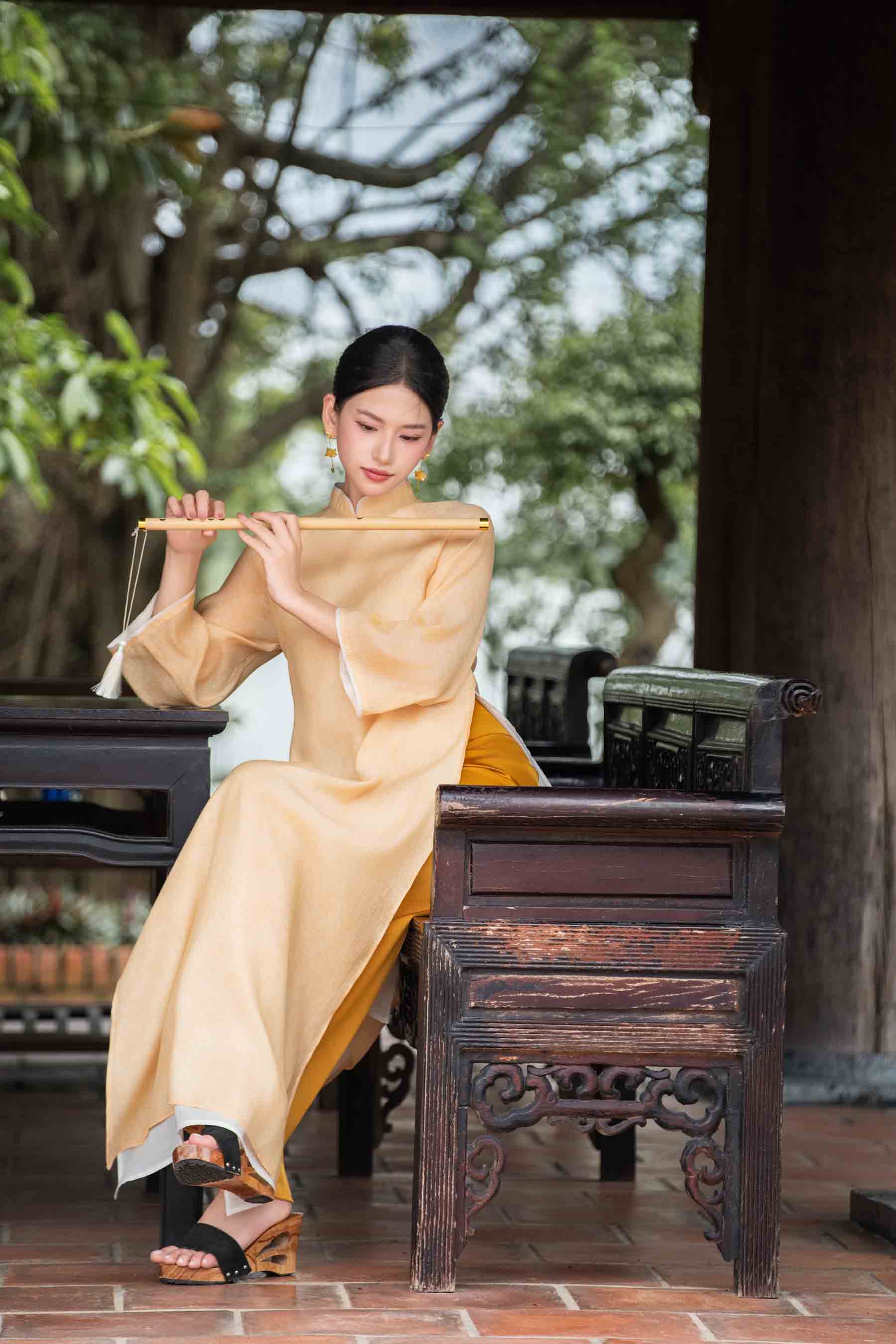 BST Mộc Miên: Vàng Nhạt