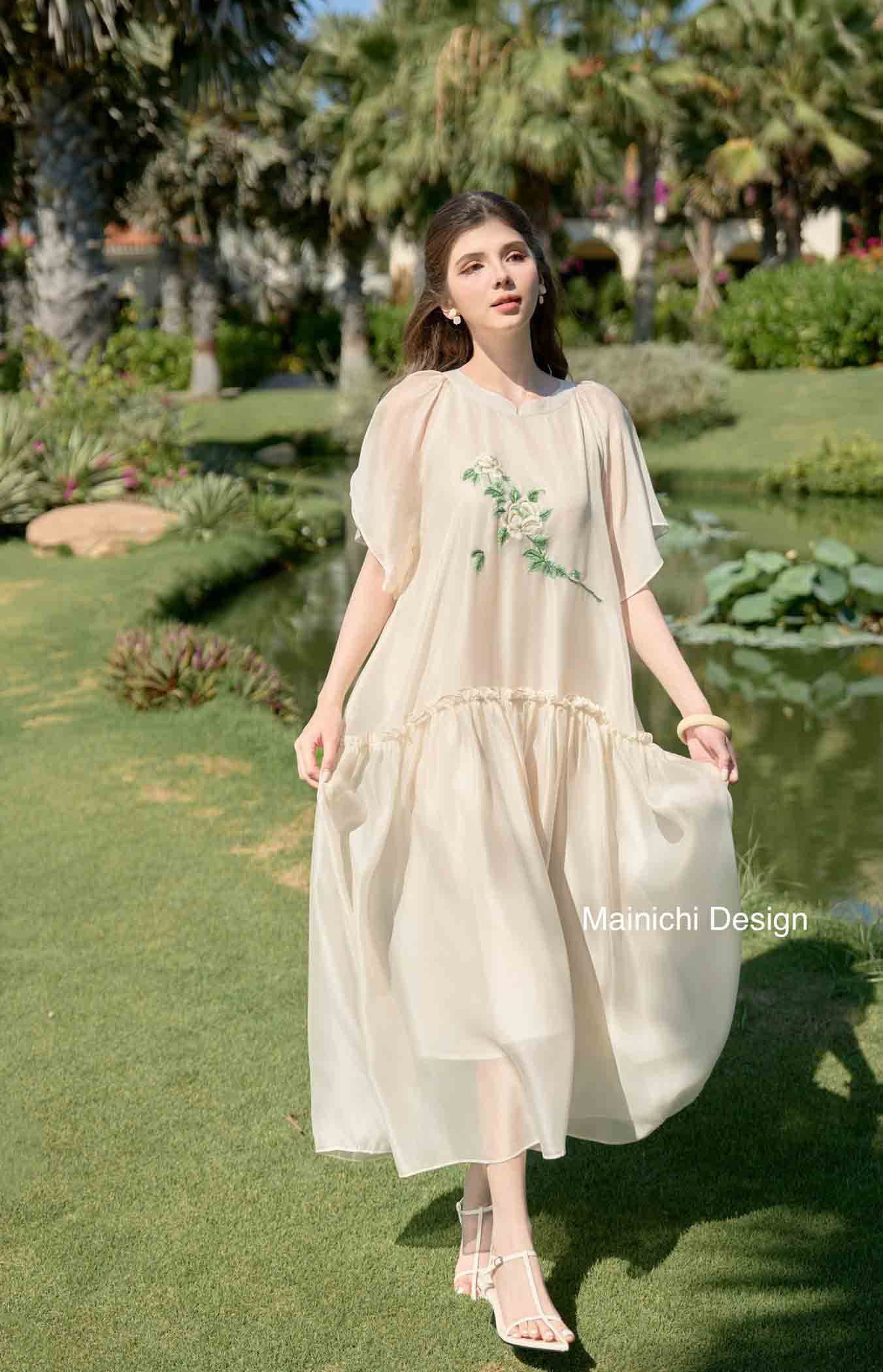 Váy Hoạ Tình Kem