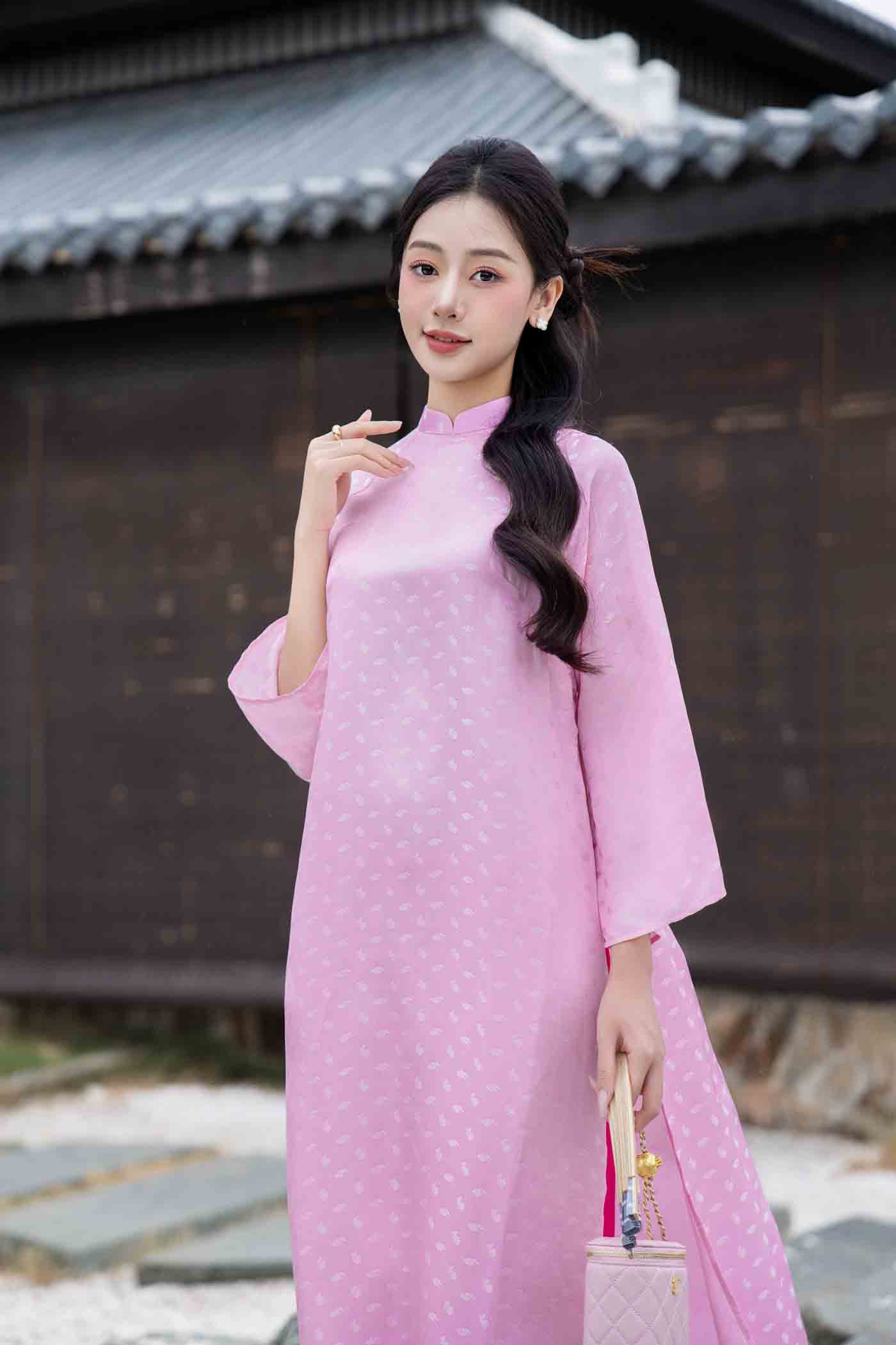 BST Bách Diên: Hồng phấn