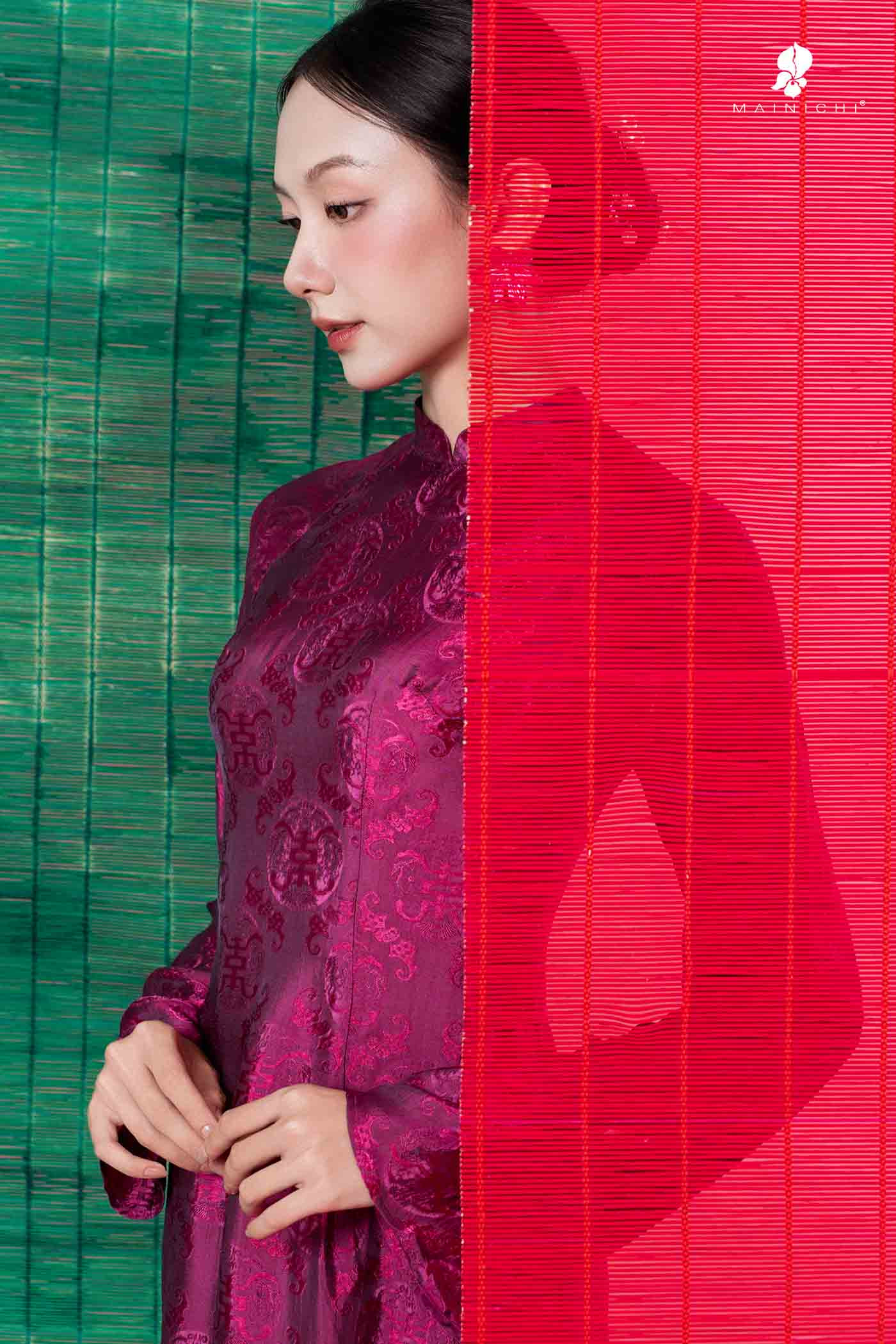BST An Diên: Sen cẩm