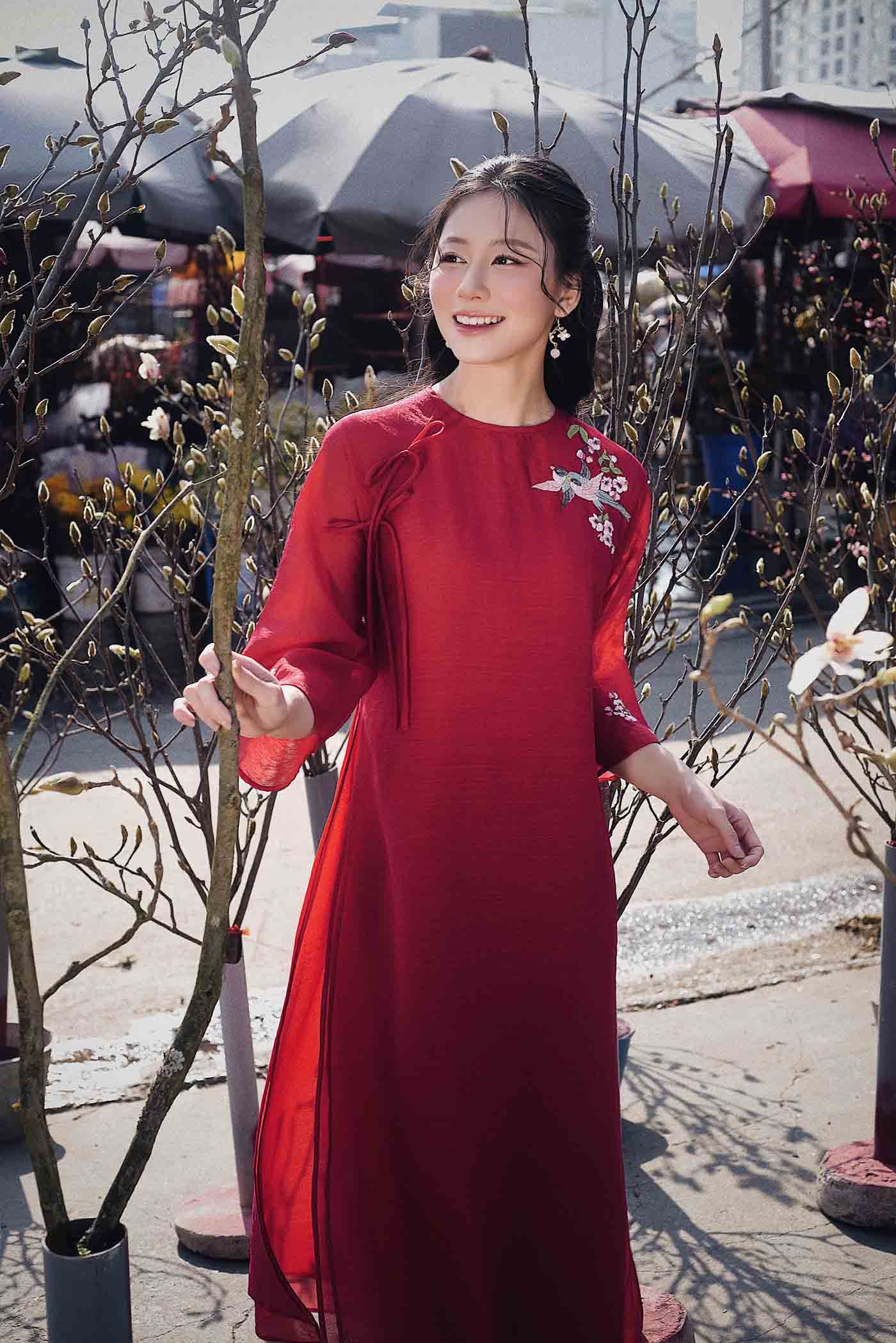 BST Tiêu Lạc: Đỏ