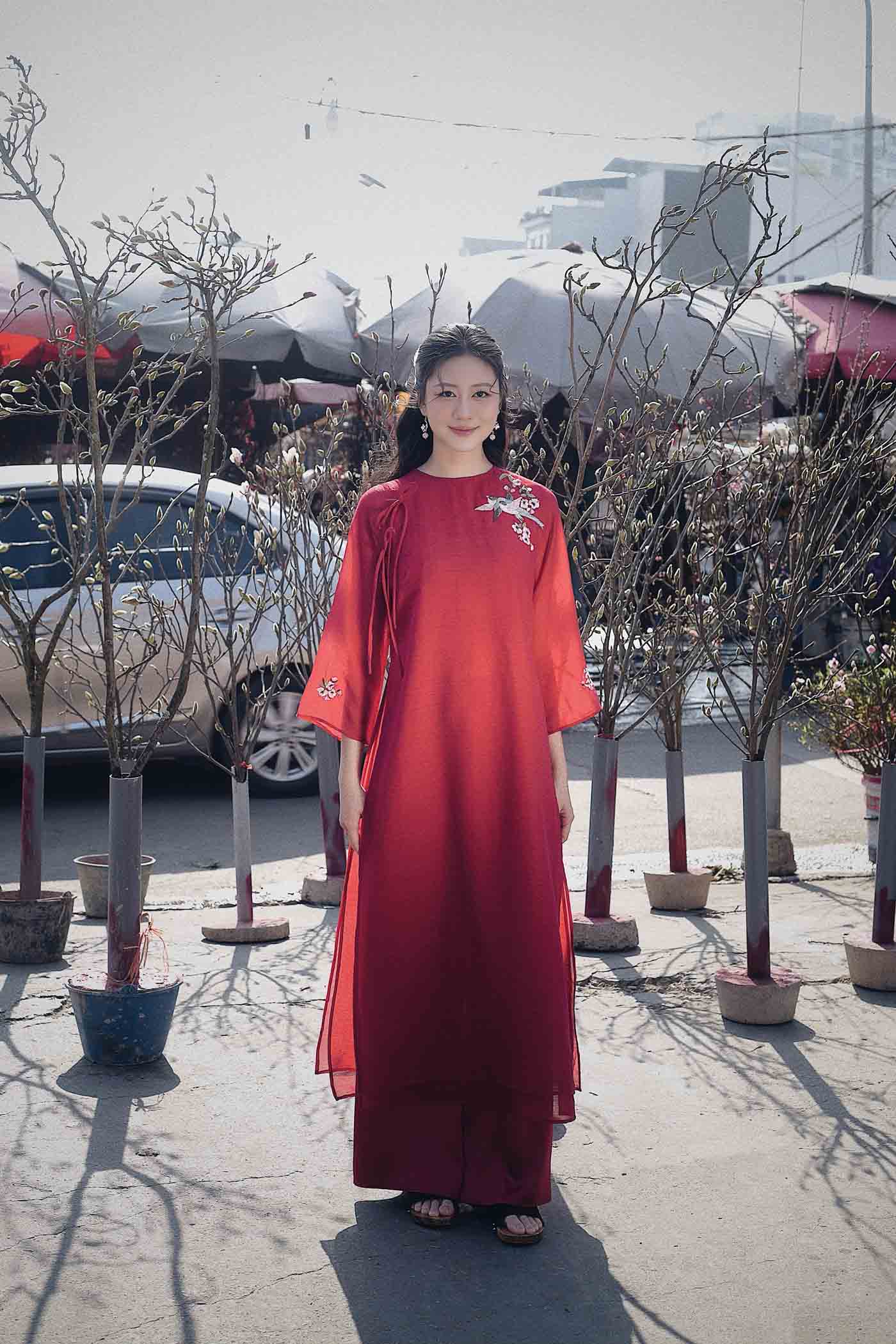 BST Tiêu Lạc: Đỏ